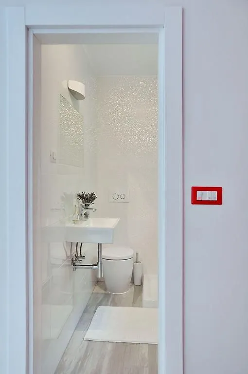 Luxury New !!! Apartment One And Only With Terrace & Free Bikes Porec